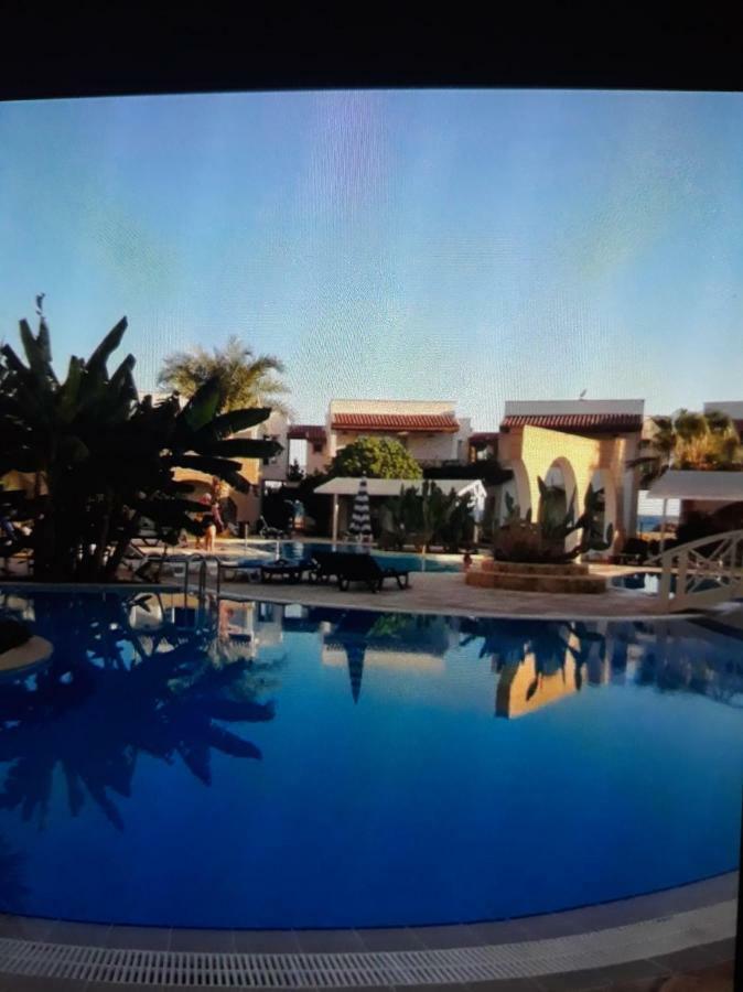 Sunrise Beach Club Gastria Exterior foto