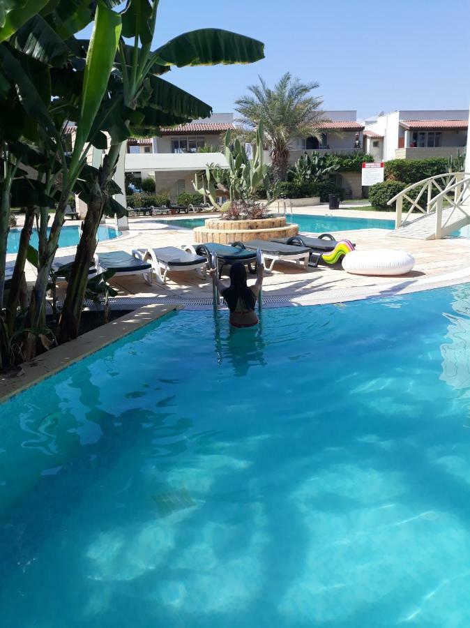 Sunrise Beach Club Gastria Exterior foto